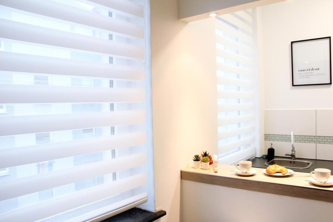 Secret Hideaways Cozystudio Superior Apartments Mit Wifi L 450M Bis Uni L Messe L Flughafen L Zoo Duisburgo Exterior foto